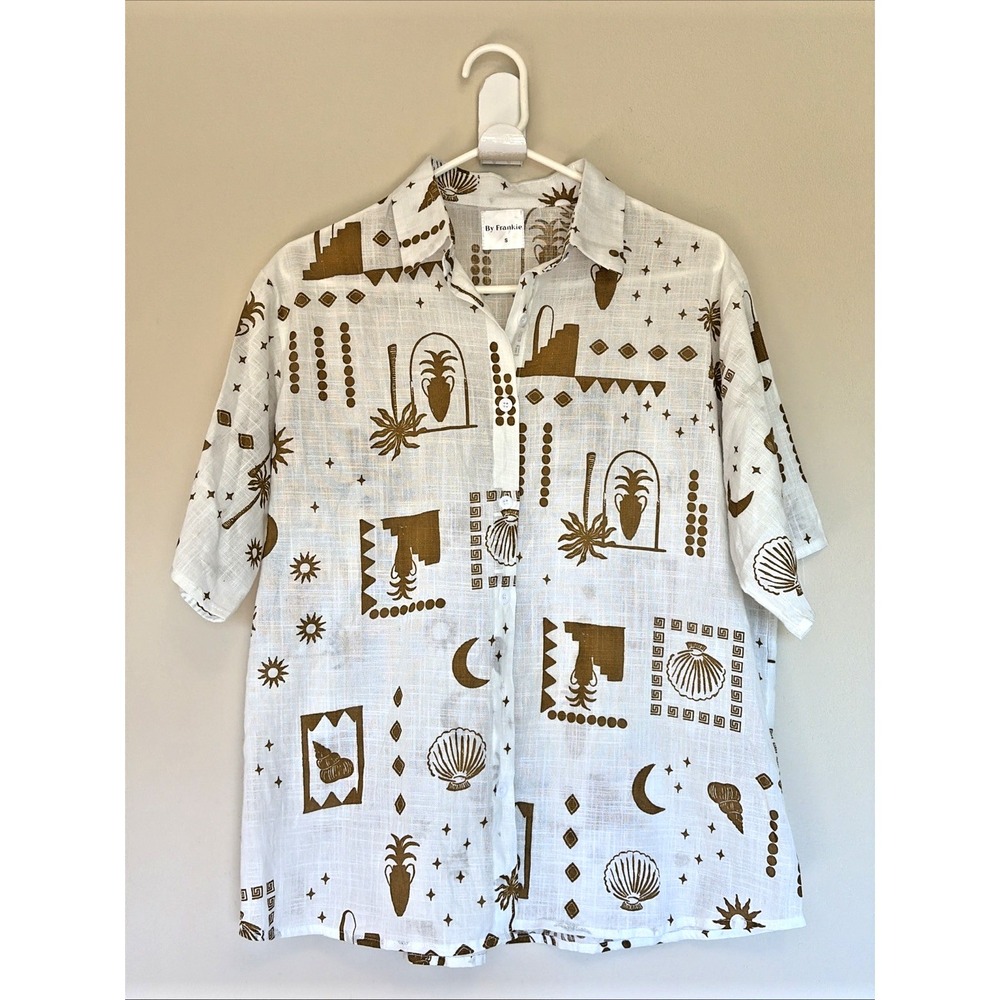 By Frankie Ivory Coastal Palm Celestial Lightweight Button Up Shirt Womens Small